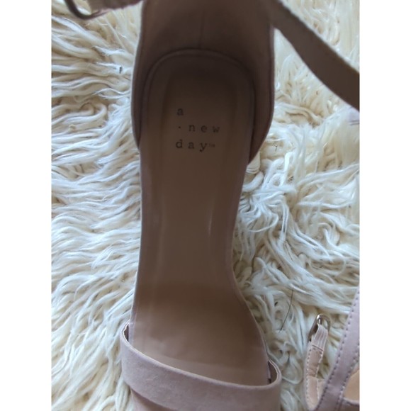 Women's Ema Square Toe Heels - A New Day Taupe Size 9 BLUSH Tan Pink - Picture 3 of 9